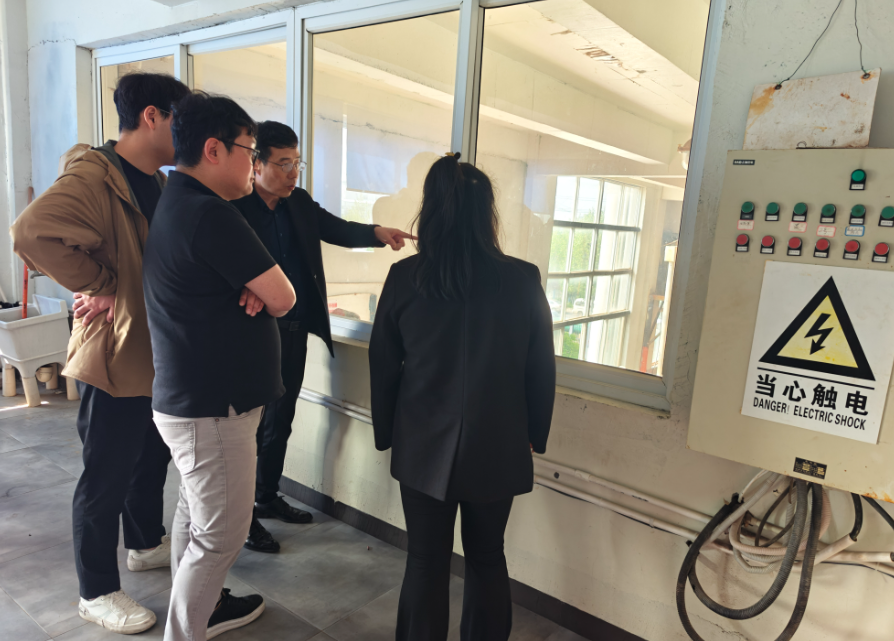 五載同行電子行業(yè)巨頭再訪湖南江海，深化氯化銨戰(zhàn)略合作